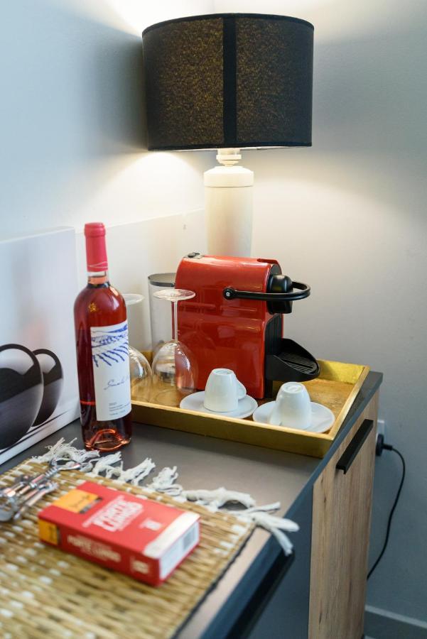 Patras' Hitech Apartment Luaran gambar