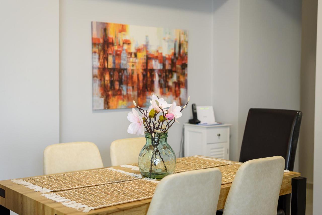 Patras' Hitech Apartment Luaran gambar
