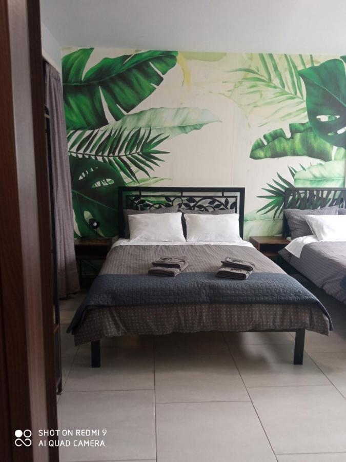 Patras' Hitech Apartment Luaran gambar