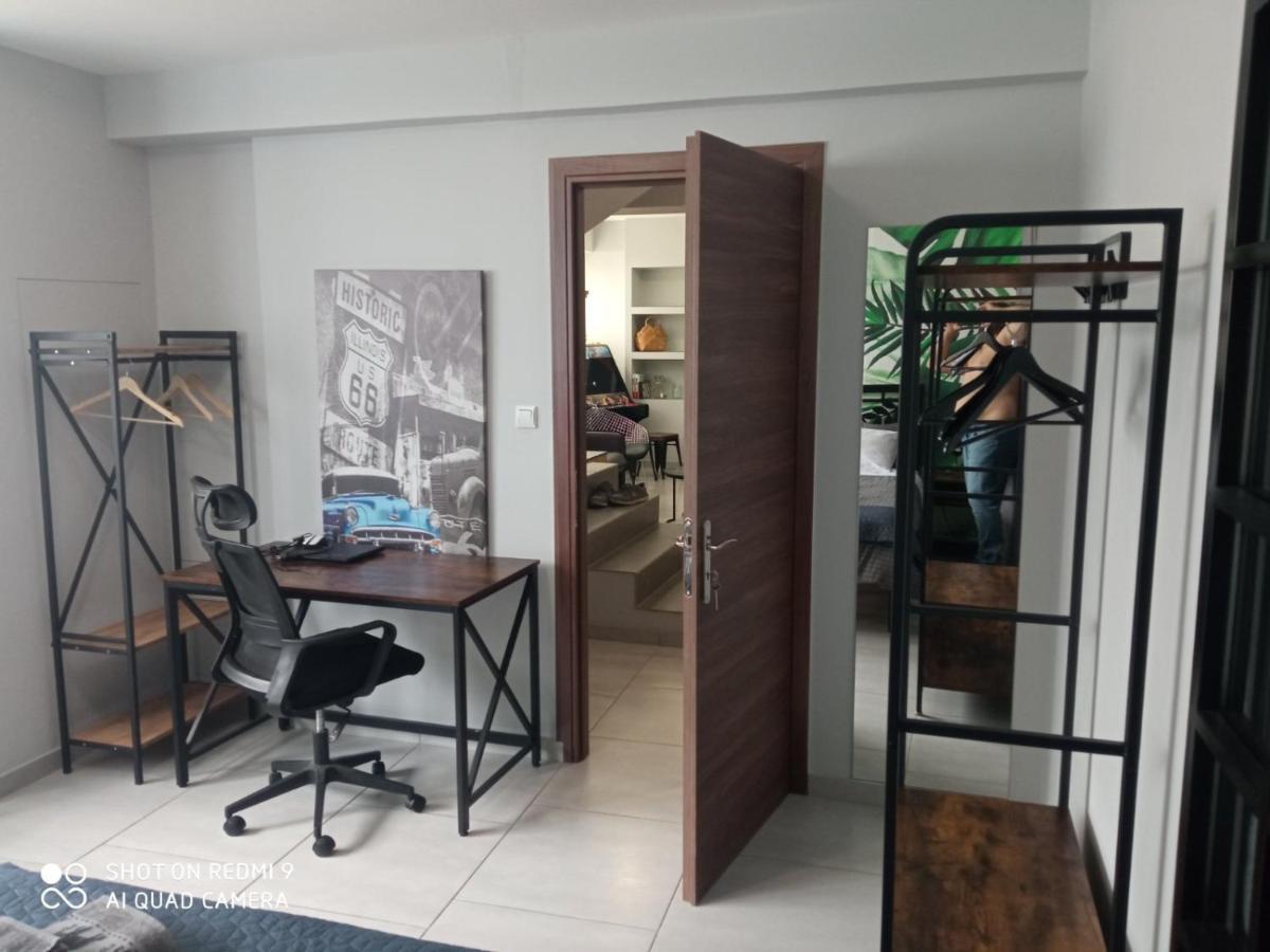 Patras' Hitech Apartment Luaran gambar